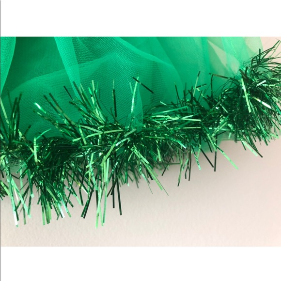 NWOT festive holiday skirt! - Picture 3 of 5